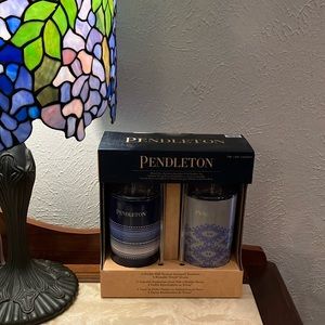 BNWT Pendleton 2 Double Wall Vacuum Sealed Insulated Tumblers with 4 Straws❤️❤️